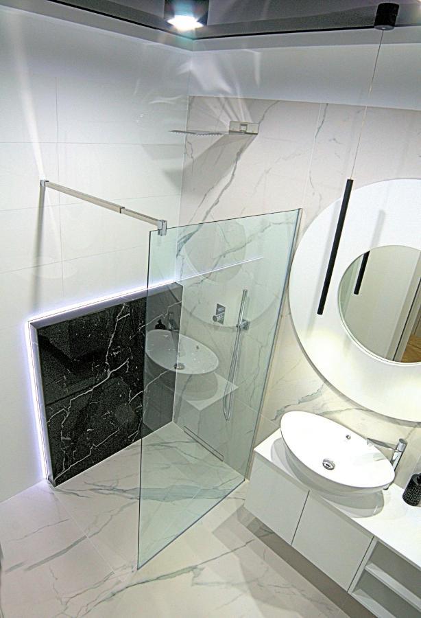 Blue Velvet Premium Apartments III Торунь Экстерьер фото