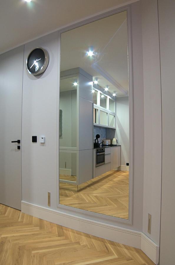 Blue Velvet Premium Apartments III Торунь Экстерьер фото